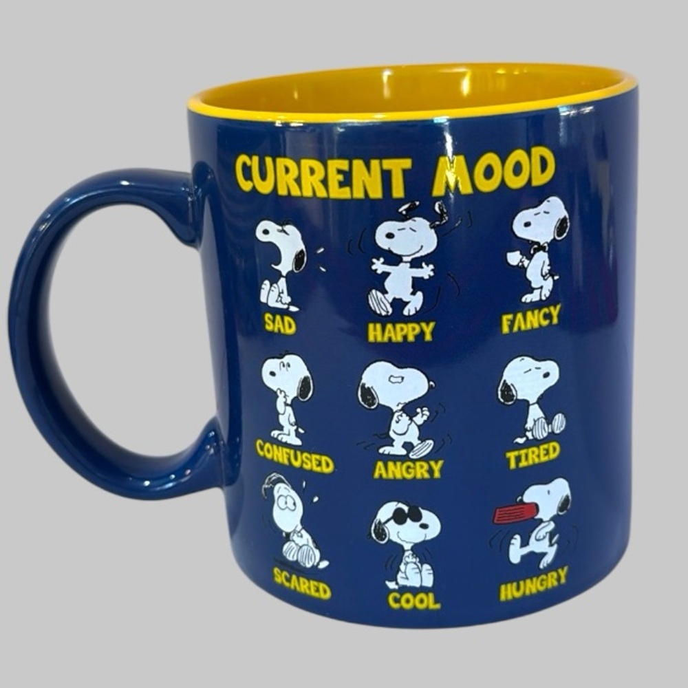 NWT PEANUTS SNOOPY‎ CURRENT MOOD NAVY  BLUE YELLOW CERAMIC MUG 20oz.